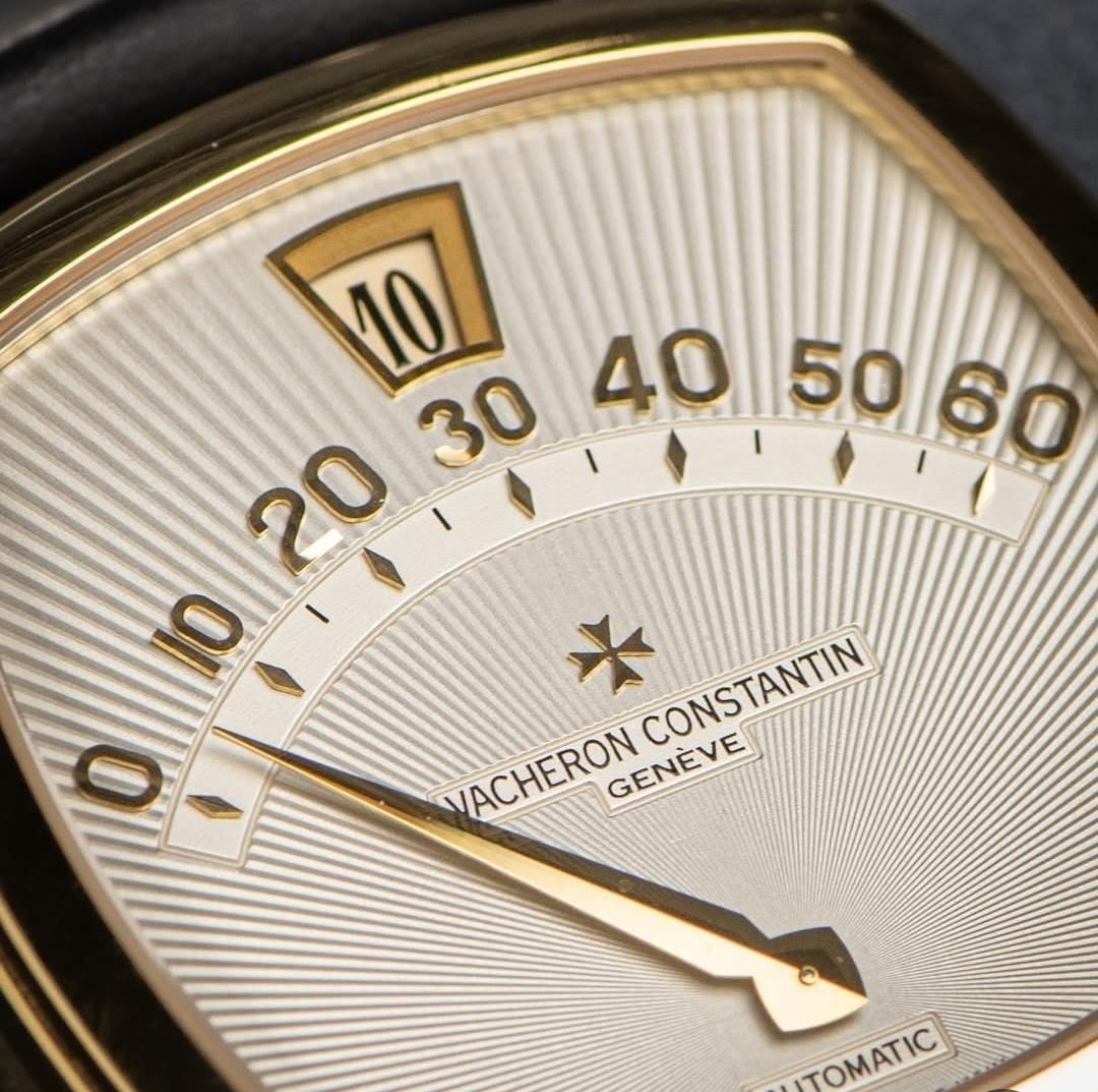 RETROGRADE JUMP HOUR AUTOMATIC WATCH