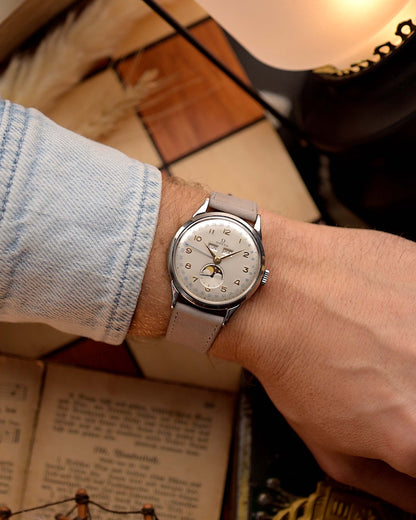 Omega 2486 Cosmic Moonphase 1940s