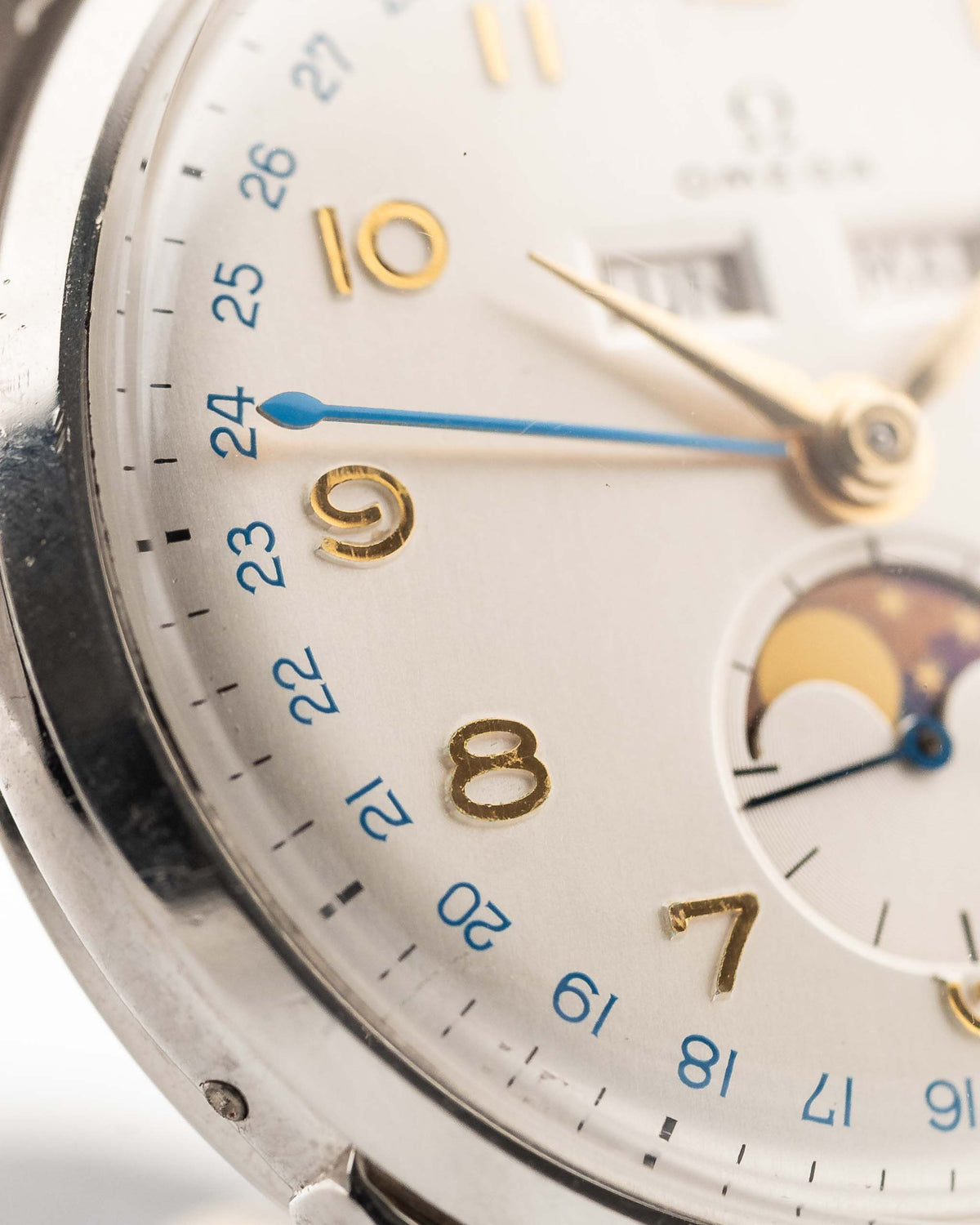 Omega 2486 Cosmic Moonphase 1940s