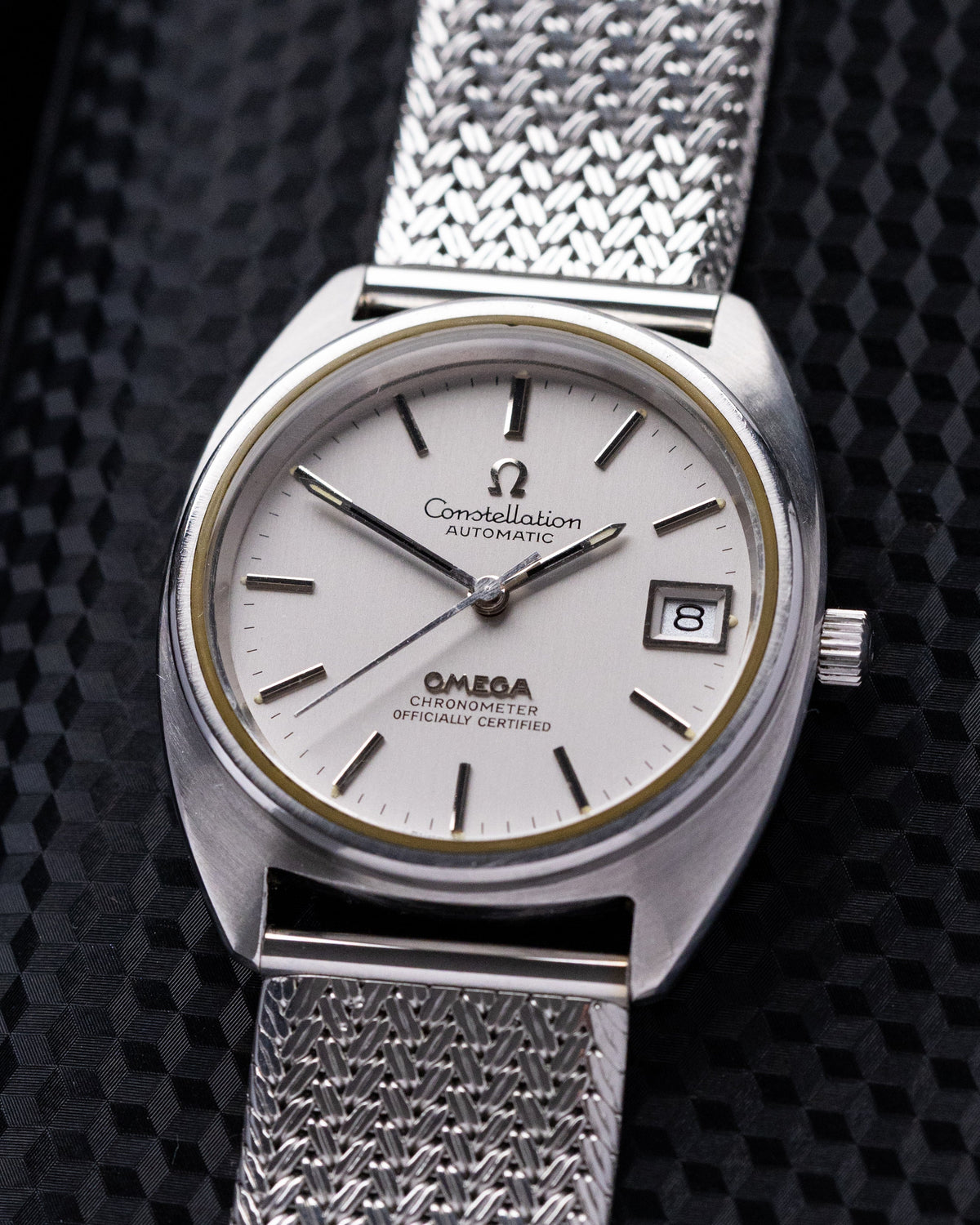 Vintage Omega Constellation Automatic Chronometer, C-shaped brushed case, Cal. 1011 from 1970's